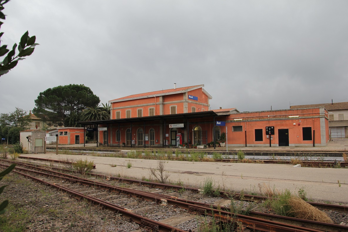 Stazione di Monti - Gianni Careddu, Wikipedia